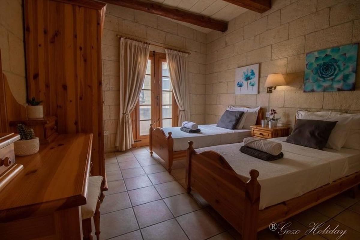 Hibiscus Bed & Breakfast ซากฮรา ภายนอก รูปภาพ
